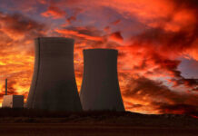 Nuclear power plant cooling towers
