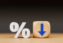 A percentage symbol next to a wooden block with a downward arrow